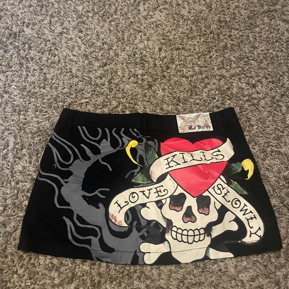 Ed Hardy Black and Gold Women's mini skirt - Picture 2 of 3